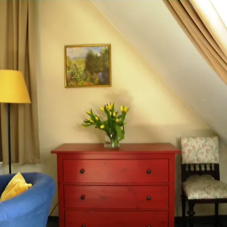 Barbara Hotel 3*